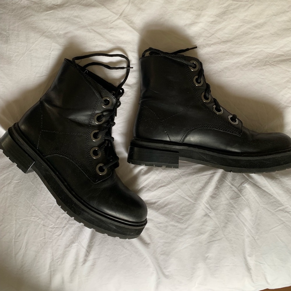 Zara Leather Chunky Chelsea Boots